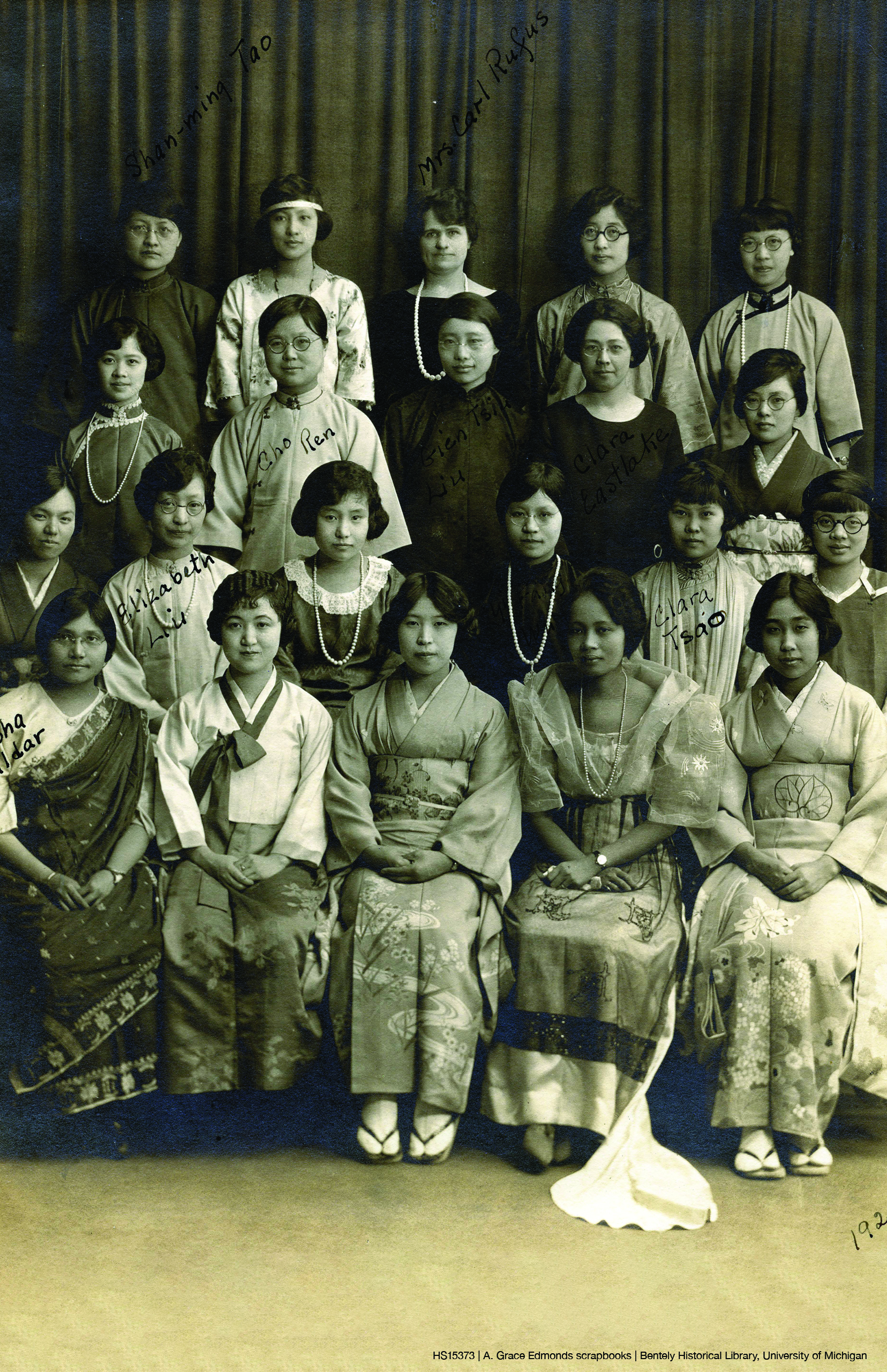 Photo of a group of Barbour Scholars from 1924